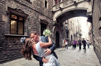 барселона достопримечательности девушка