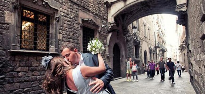 барселона достопримечательности девушка