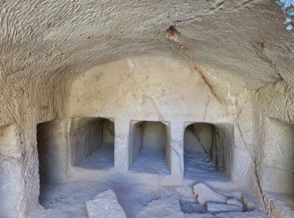 Царские гробницы Пафос