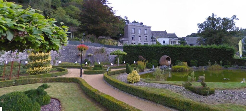 парк топиарий